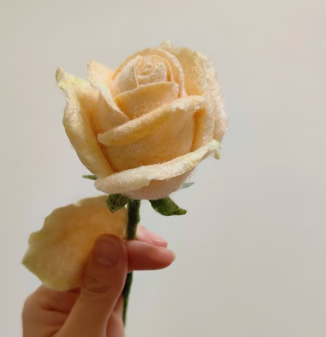 Custom Color(include single colour or colour gradient) Wool Felt Flower - WeDesignWool