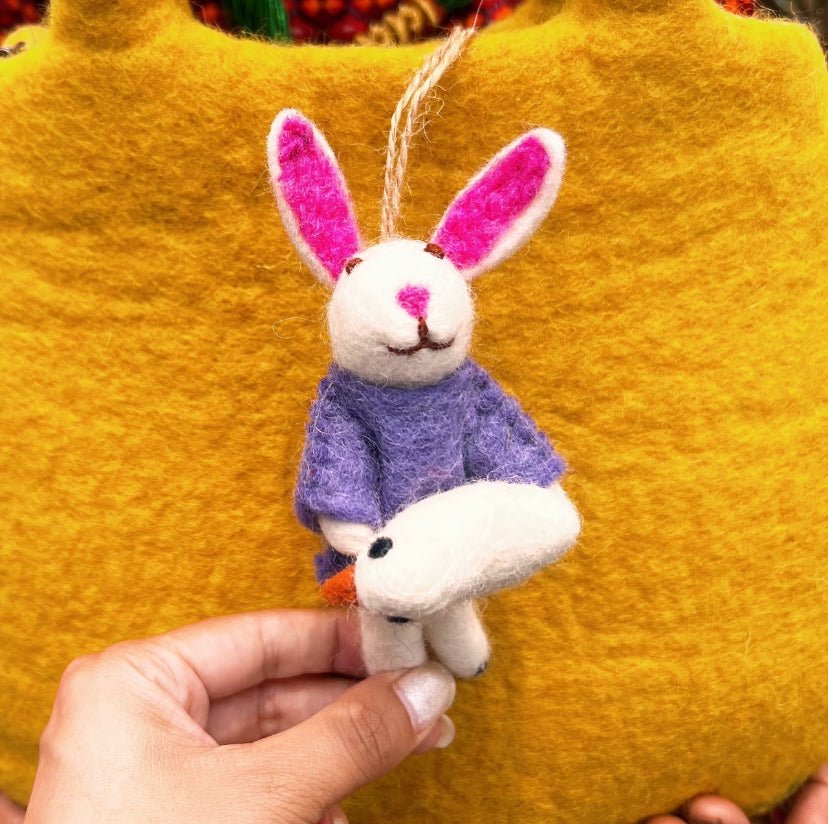 A Little Bunny - WeDesignWool