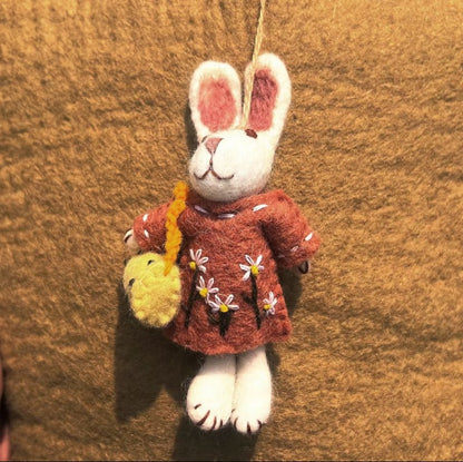 A Little Bunny - WeDesignWool