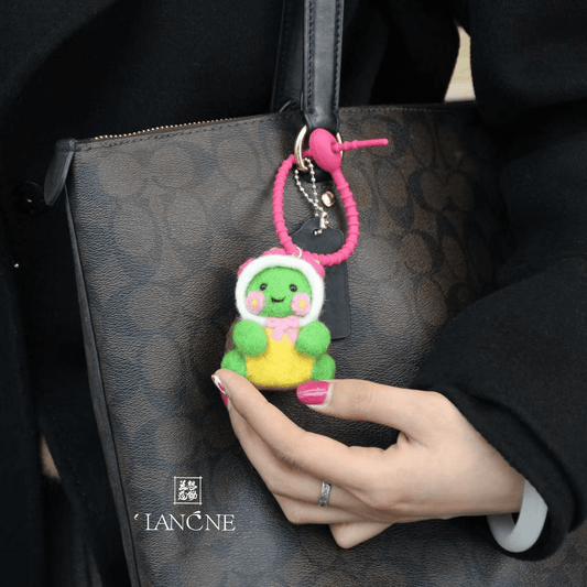 🐢Adorable Squirtle Wool Felt Charm - WeDesignWool