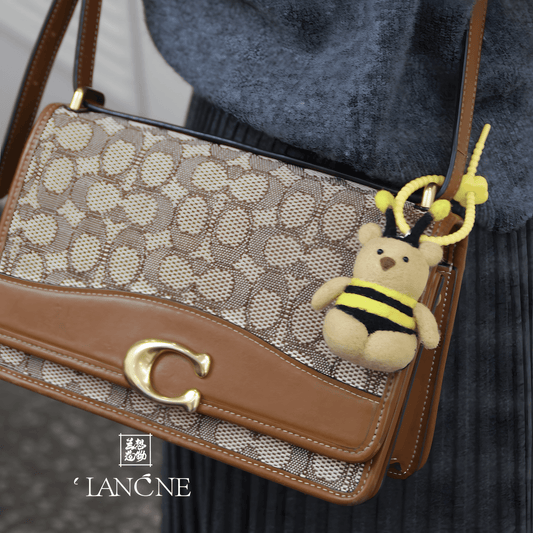 🐻🌼Honey Bear Charm - WeDesignWool