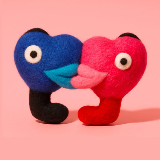 Sweethearts Felt Kiss Charm 💖💋 - WeDesignWool